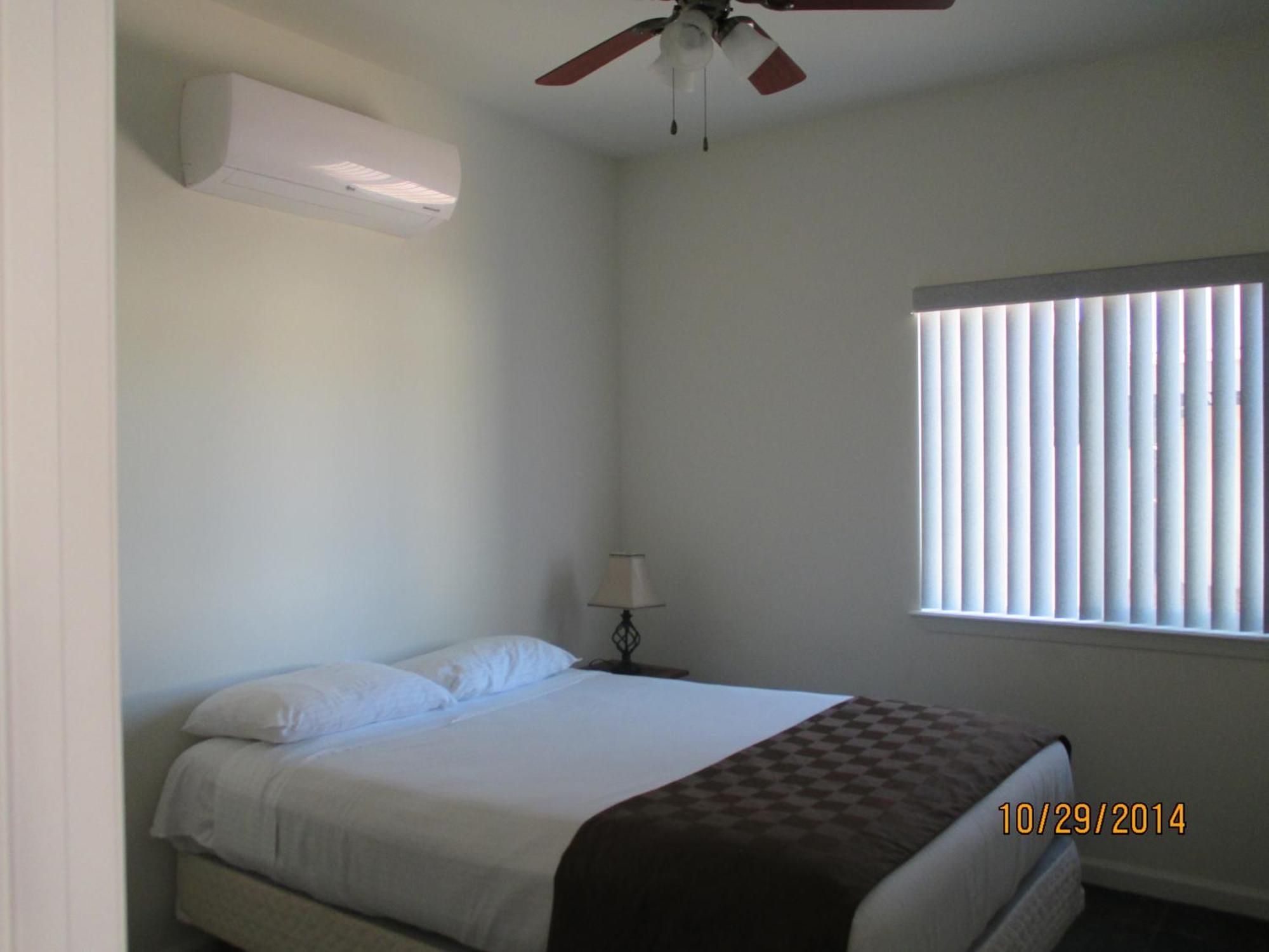 Harbour Inn Parker Room photo